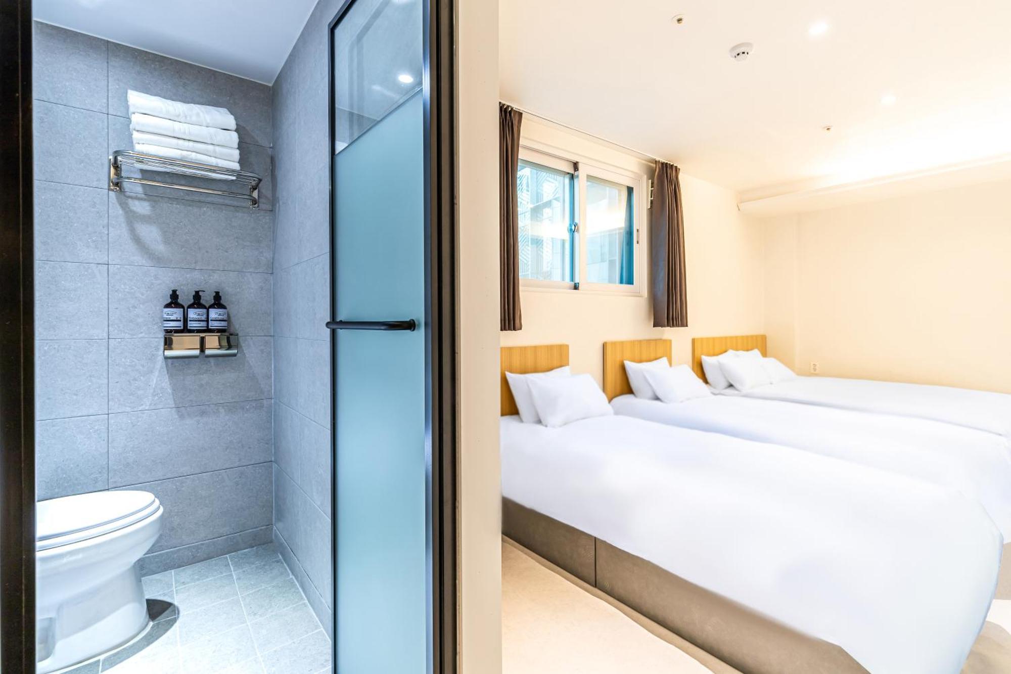 U Stay Myeongdong Seoul Exterior photo